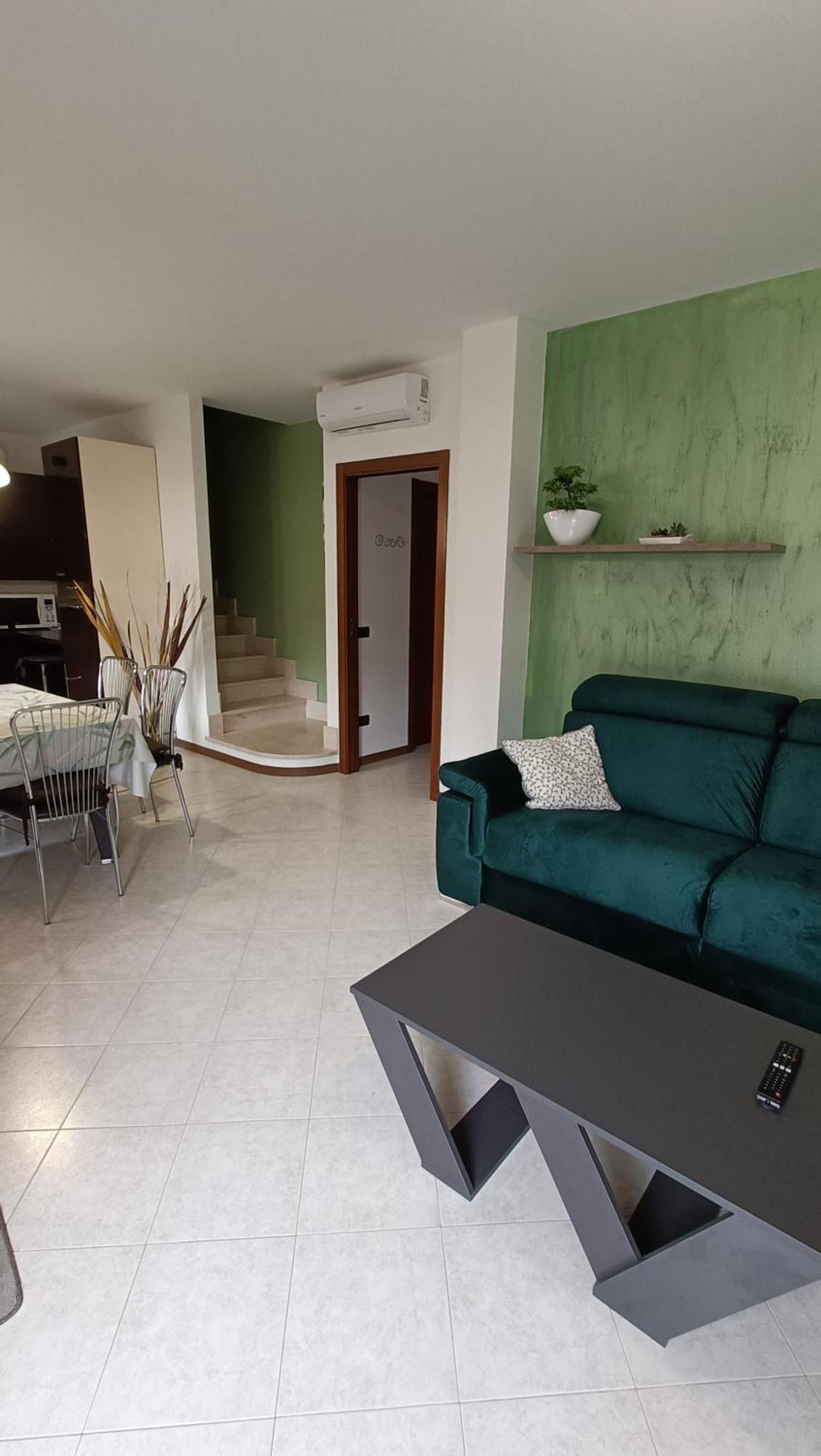 S.G. House Apartment กัสเตลนูโอโว เดล การ์ดา ภายนอก รูปภาพ